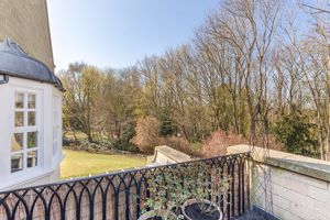 Photo 13- click for photo gallery